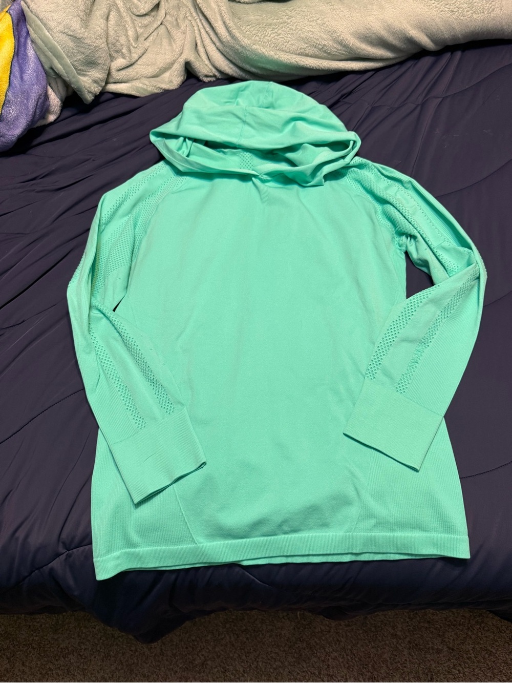 Zyia Turquoise Hooded Peak Performance Hoodie